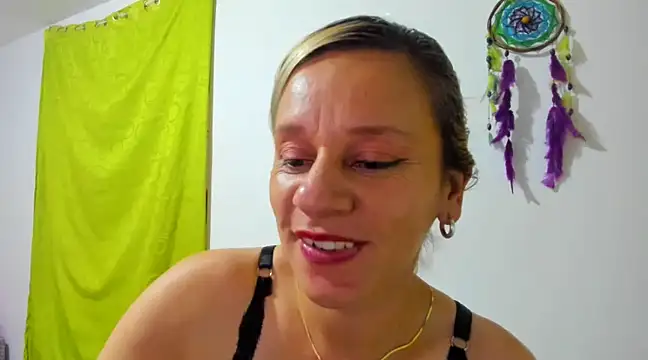 Snapshot of sofi_saliva2511 chatting on 02.04.25 sofi saliva2511 online show from 02.04.25