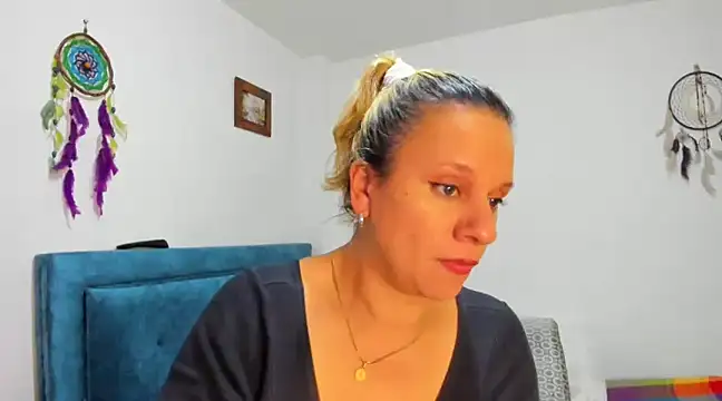 Snapshot of sofi_saliva2511 chatting on 02.24.25 sofi saliva2511 online show from 02.24.25