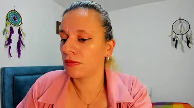 Snapshot of sofi_saliva2511 chatting on 02.26.25 sofi saliva2511 online show from 02.26.25