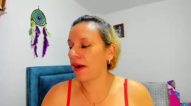 Snapshot of sofi_saliva2511 chatting on 02.28.25 sofi saliva2511 online show from 02.28.25