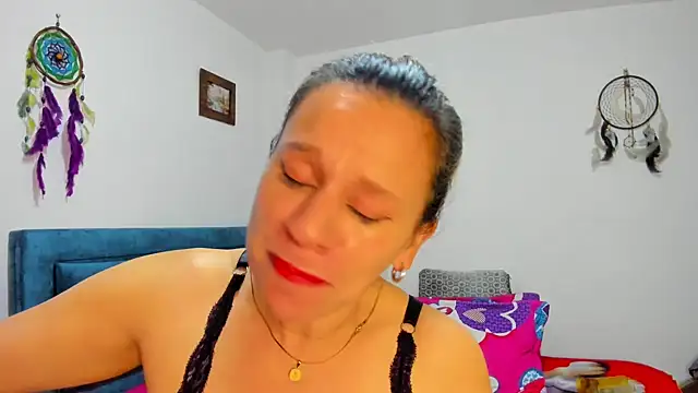 Snapshot of sofi_saliva2511 chatting on 03.20.25 sofi saliva2511 online show from 03.20.25