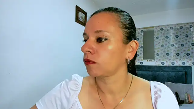Snapshot of sofi_saliva2511 chatting on 09.14.25 sofi saliva2511 online show from 09.14.25
