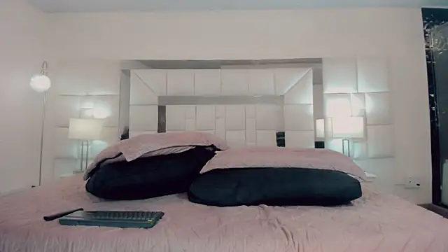 Snapshot of Gisele_fox chatting on 03.08.25 Gisele fox online show from 03.08.25