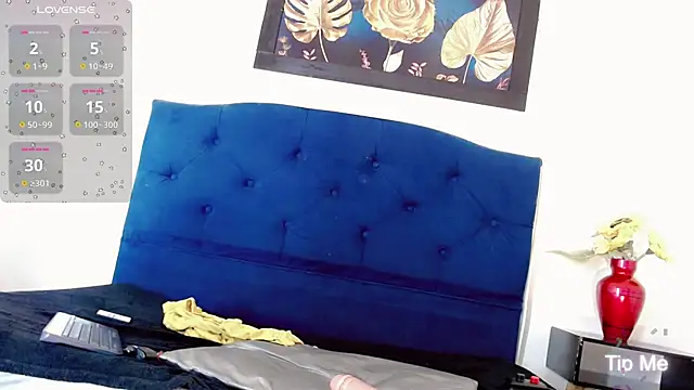 Snapshot of Gisele_fox chatting on 11.30.25 Gisele fox online show from 11.30.25