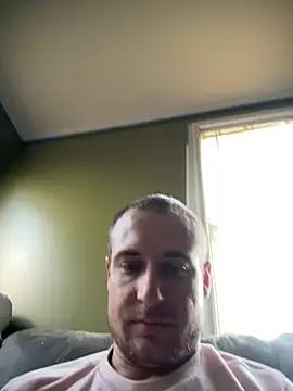 Snapshot of Golden_Alex chatting on 01.05.25 Golden Alex online show from 01.05.25