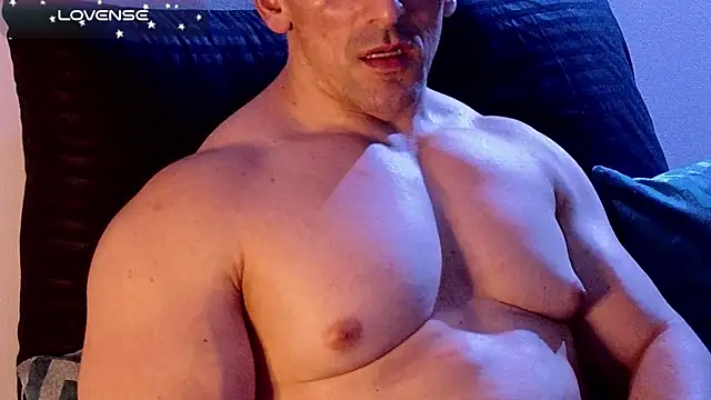 Snapshot of life_warrior chatting on 12.27.24 life warrior online show from 12.27.24