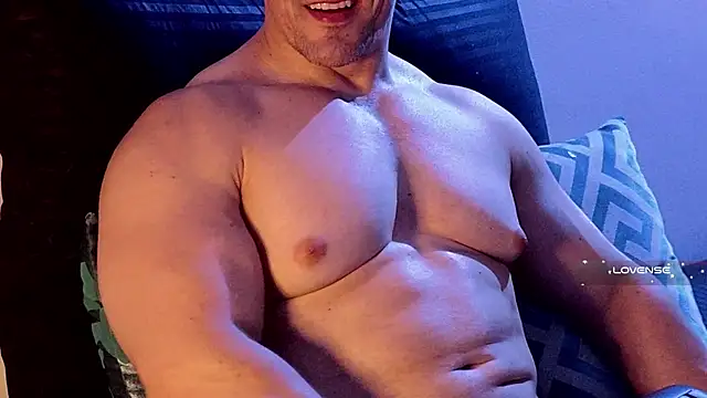 Snapshot of life_warrior chatting on 01.27.25 life warrior online show from 01.27.25