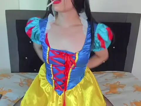 Snapshot of violetadumsper chatting on 11.01.25 violetadumsper online show from 11.01.25