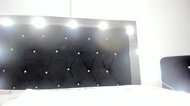 Snapshot of violetadumsper chatting on 03.25.26 violetadumsper online show from 03.25.26