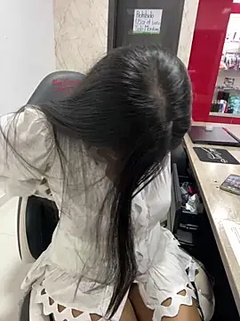 lia ros online show from 01.05.25