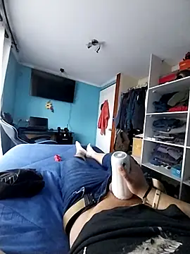 Snapshot of Elrep_tile chatting on 10.21.25 Elrep tile online show from 10.21.25