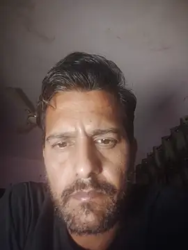 Snapshot of MAGNETICDADDY8 chatting on 11.12.25 MAGNETICDADDY8 online show from 11.12.25