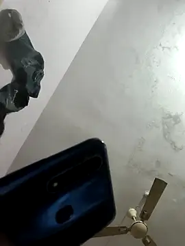 Snapshot of MAGNETICDADDY8 chatting on 11.26.25 MAGNETICDADDY8 online show from 11.26.25