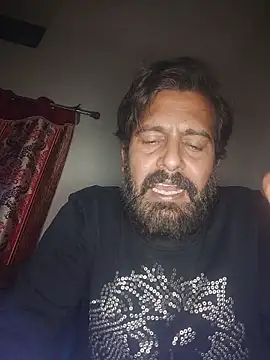 Snapshot of MAGNETICDADDY8 chatting on 01.17.26 MAGNETICDADDY8 online show from 01.17.26