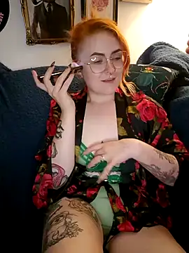 Snapshot of inky_ginge chatting on 09.11.25 inky ginge online show from 09.11.25