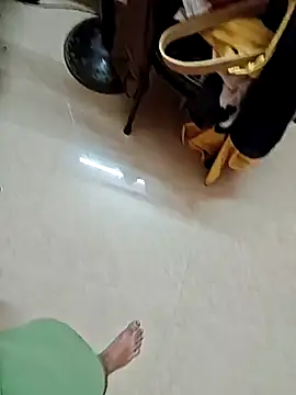 Snapshot of indian_2323 chatting on 01.04.25 indian 2323 online show from 01.04.25