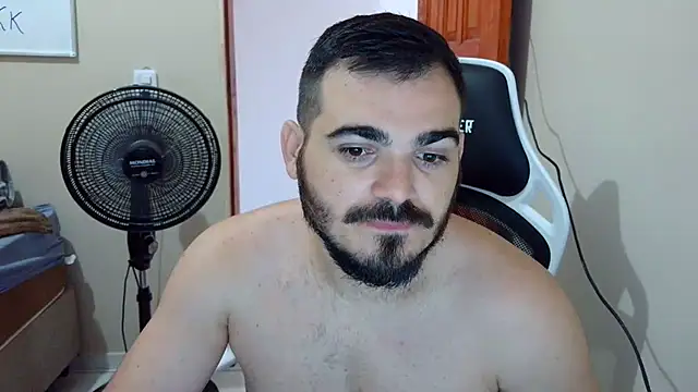 Snapshot of camillebr chatting on 02.21.25 camillebr online show from 02.21.25