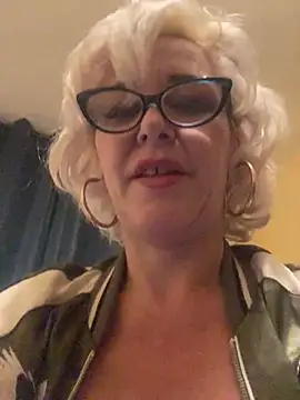 MarylinMoore online show from 01.02.25