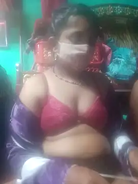 YourHotRandi online show from 03.08.26