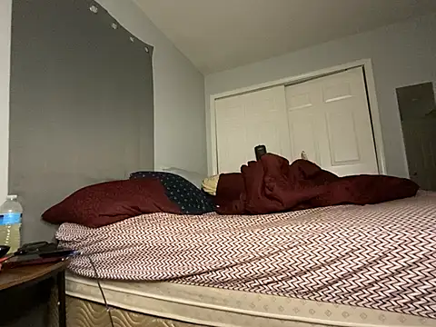 Yoshibaby2670 online show from 03.12.25