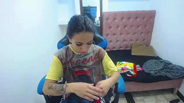 Anniee x online show from 03.13.25