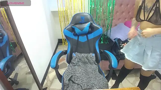 Anniee x online show from 03.15.25