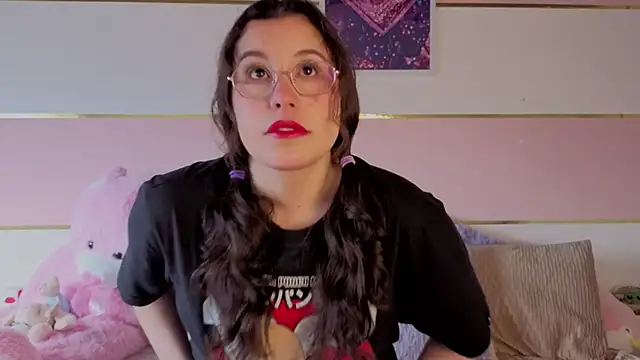 Snapshot of Charlotte__Miller chatting on 12.20.25 Charlotte Miller online show from 12.20.25