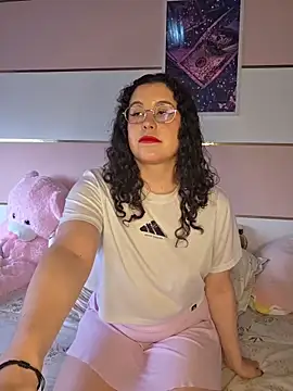 Snapshot of Charlotte__Miller chatting on 12.22.25 Charlotte Miller online show from 12.22.25