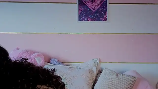 Snapshot of Charlotte__Miller chatting on 01.07.26 Charlotte Miller online show from 01.07.26