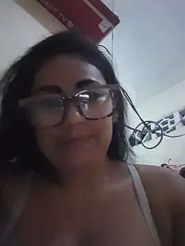 Snapshot of acuarela chatting on 01.31.25 acuarela online show from 01.31.25