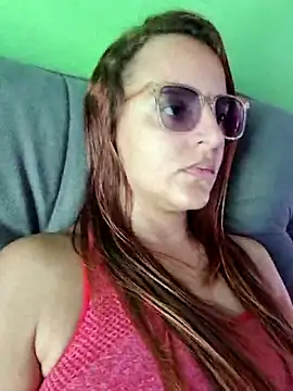 Snapshot of AliceRuivinha2 chatting on 05.31.26 AliceRuivinha2 online show from 05.31.26