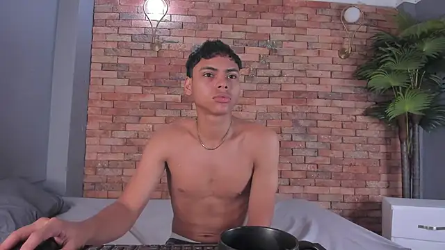 adam piarse01 online show from 11.25.25