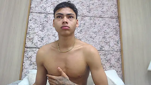 adam piarse01 online show from 02.13.26