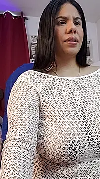 Snapshot of downsonMia chatting on 03.13.26 downsonMia online show from 03.13.26