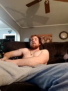 Snapshot of douchydan42 chatting on 02.21.25 douchydan42 online show from 02.21.25