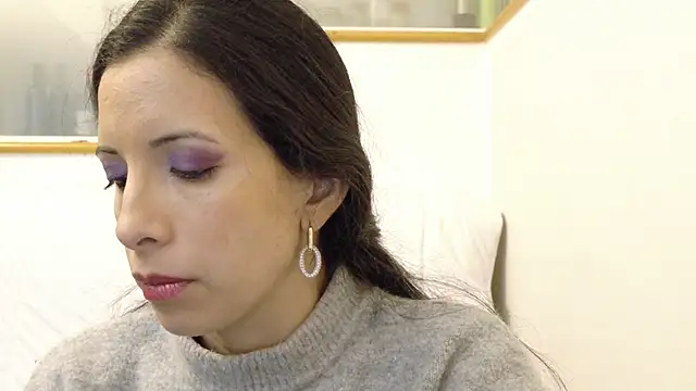 amabel zambrano online show from 03.11.25