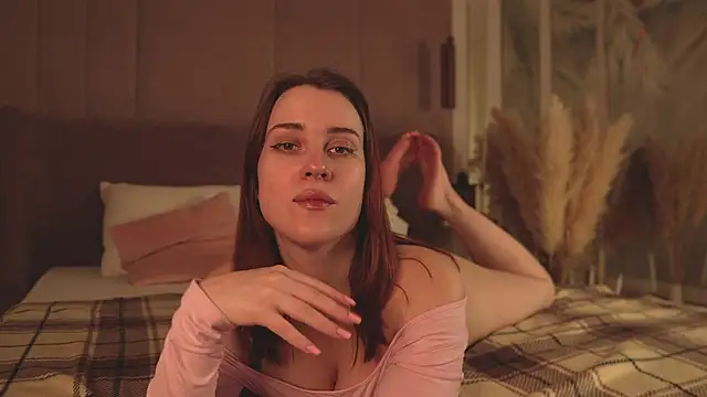 Snapshot of EllieGarson chatting on 03.04.26 EllieGarson online show from 03.04.26