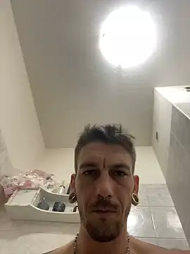 Snapshot of Cescotek89 chatting on 01.10.25 Cescotek89 online show from 01.10.25