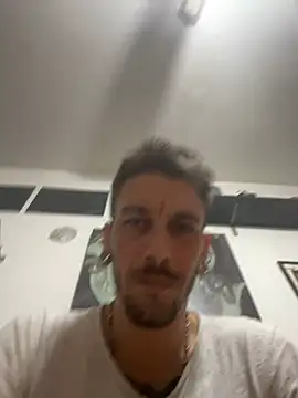 Snapshot of Cescotek89 chatting on 01.14.25 Cescotek89 online show from 01.14.25