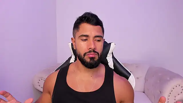 Santiago huntt online show from 02.25.26