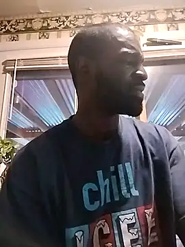 Snapshot of Ass_Everywere chatting on 02.25.25 Ass Everywere online show from 02.25.25