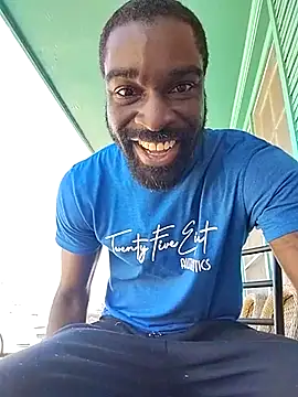 Snapshot of Ass_Everywere chatting on 03.17.25 Ass Everywere online show from 03.17.25