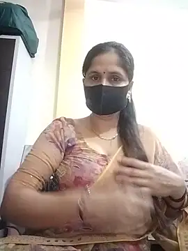Snapshot of priyancyfun chatting on 05.16.26 priyancyfun online show from 05.16.26