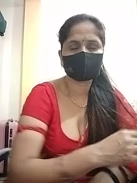 Snapshot of priyancyfun chatting on 05.20.26 priyancyfun online show from 05.20.26