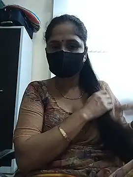 Snapshot of priyancyfun chatting on 07.10.26 priyancyfun online show from 07.10.26
