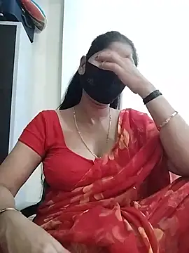 Snapshot of priyancyfun chatting on 07.31.26 priyancyfun online show from 07.31.26