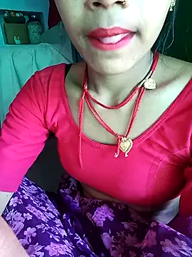 Snapshot of Amaya_Bajwa chatting on 02.01.25 Amaya Bajwa online show from 02.01.25