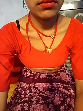 Snapshot of Amaya_Bajwa chatting on 02.01.25 Amaya Bajwa online show from 02.01.25