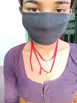 Snapshot of Amaya_Bajwa chatting on 02.24.25 Amaya Bajwa online show from 02.24.25