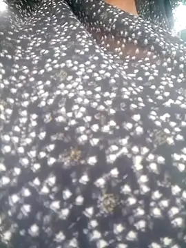 Amaya Bajwa online show from 11.16.25